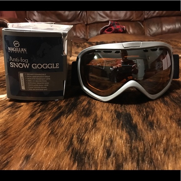 magellan ski goggles